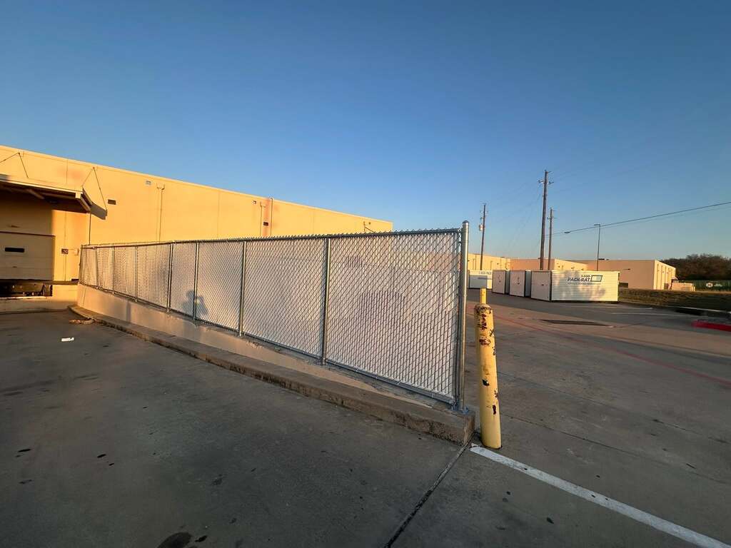 Commercial & Industrial Fencing